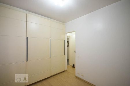 Apartamento à venda com 98m², 3 quartos e 2 vagas Apartamento à venda com 98m², 3 quartos e 2 vagasSuíte