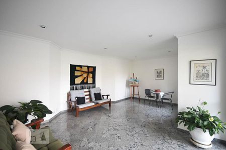 Apartamento à venda com 98m², 3 quartos e 2 vagas Apartamento à venda com 98m², 3 quartos e 2 vagasHall Social