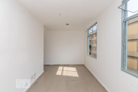Sala de apartamento à venda com 2 quartos, 64m² em Carlos Prates, Belo Horizonte