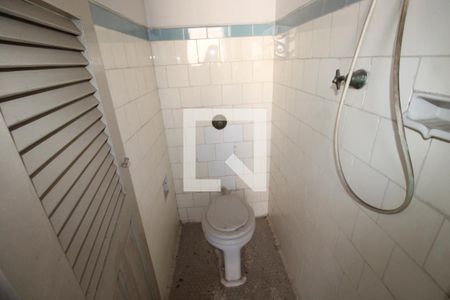 Apartamento para alugar com 100m², 2 quartos e sem vagaBanheiro de serviço