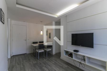 Sala de apartamento para alugar com 2 quartos, 50m² em Vargem Pequena, Rio de Janeiro