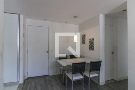 Sala de apartamento para alugar com 2 quartos, 50m² em Vargem Pequena, Rio de Janeiro