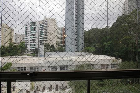 Apartamento à venda com 192m², 3 quartos e 3 vagasVaranda