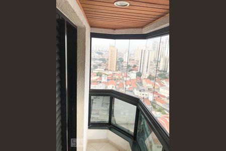 Apartamento para alugar com 122m², 2 quartos e 3 vagas Apartamento para alugar com 122m², 2 quartos e 3 vagasVaranda do Quarto 2