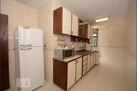 Apartamento à venda com 89m², 3 quartos e 1 vagaCozinha e Área de Serviço