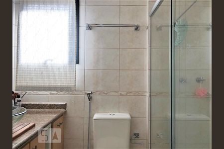 Apartamento à venda com 100m², 3 quartos e 2 vagas Apartamento à venda com 100m², 3 quartos e 2 vagasBanheiro