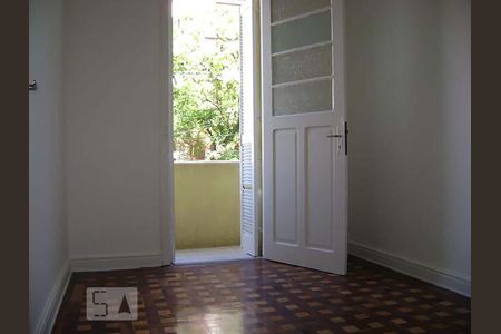 Casa para alugar com 70m², 4 quartos e sem vaga