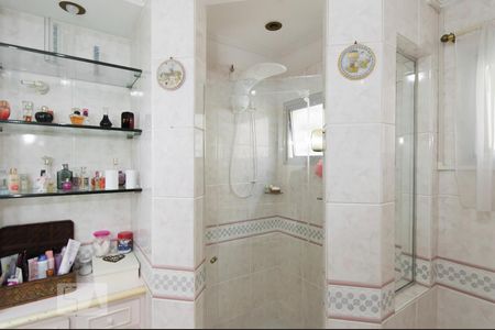 Apartamento para alugar com 290m², 2 quartos e 1 vaga Apartamento para alugar com 290m², 2 quartos e 1 vagaBanheiro da Suíte 2