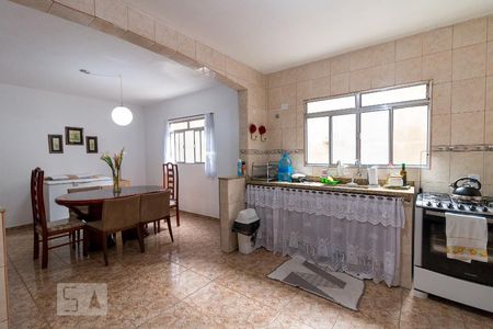 Casa à venda com 240m², 4 quartos e 2 vagasCozinha 1