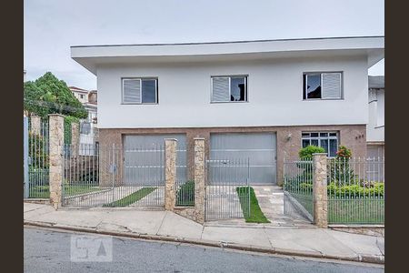 Casa à venda com 250m², 4 quartos e 5 vagas Casa à venda com 250m², 4 quartos e 5 vagasFachada