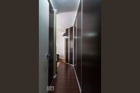 Apartamento à venda com 105m², 4 quartos e 2 vagasQuarto 4 - Suíte