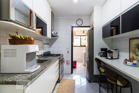 Apartamento à venda com 105m², 4 quartos e 2 vagasCozinha