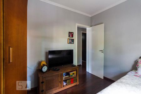 Apartamento à venda com 105m², 4 quartos e 2 vagasQuarto 2