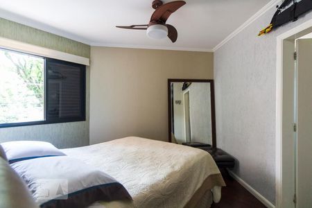 Apartamento à venda com 105m², 4 quartos e 2 vagasQuarto 4 - Suíte