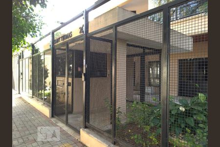 Apartamento à venda com 105m², 4 quartos e 2 vagasFachada