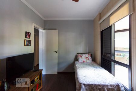 Apartamento à venda com 105m², 4 quartos e 2 vagasQuarto 2