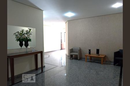 Apartamento à venda com 105m², 4 quartos e 2 vagasHall social