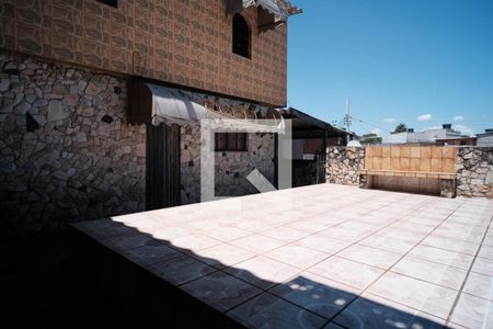 Casa à venda com 180m², 3 quartos e 6 vagasSacada