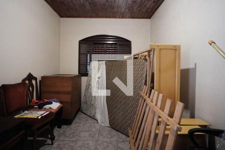 Casa à venda com 180m², 3 quartos e 6 vagasQuarto 2