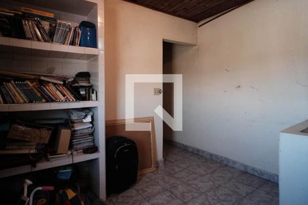 Casa à venda com 180m², 3 quartos e 6 vagasAcesso aos quartos