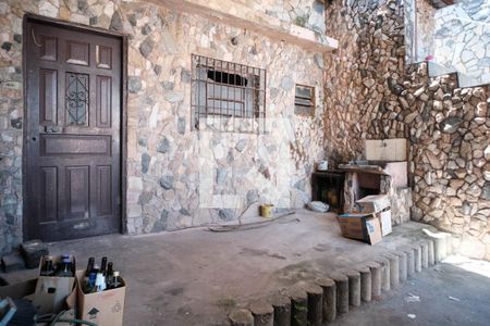 Casa à venda com 180m², 3 quartos e 6 vagasEntrada