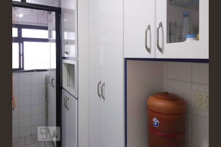 Apartamento à venda com 55m², 2 quartos e 1 vaga Apartamento à venda com 55m², 2 quartos e 1 vagaCozinha