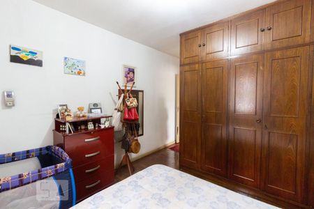 Casa à venda com 125m², 3 quartos e 2 vagasQuarto