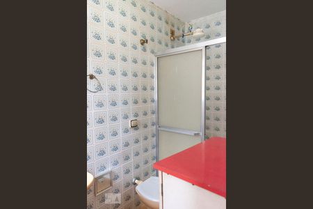 Casa à venda com 198m², 4 quartos e 2 vagasBanheiro de Serviço