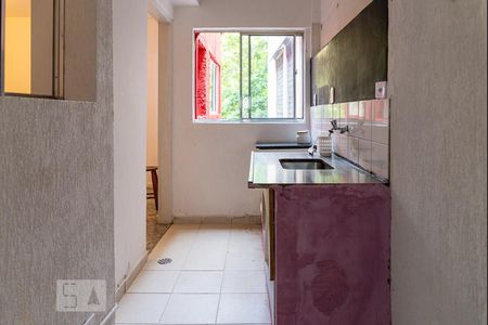 Casa à venda com 450m², 8 quartos e sem vaga Casa à venda com 450m², 8 quartos e sem vagaCozinha