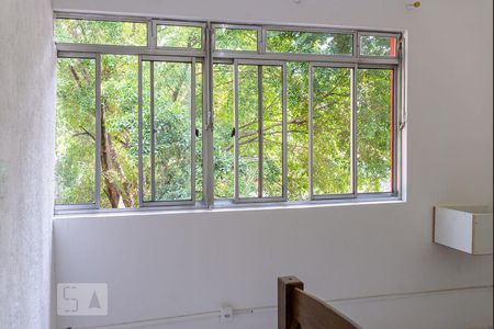 Casa à venda com 450m², 8 quartos e sem vaga Casa à venda com 450m², 8 quartos e sem vagaQuarto 6