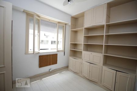 Apartamento à venda com 91m², 2 quartos e sem vagaQuarto 2