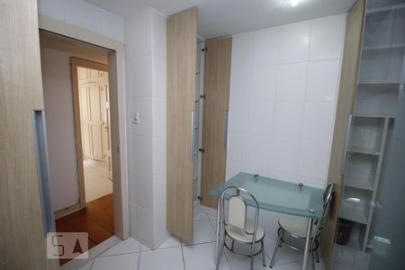 Apartamento à venda com 91m², 2 quartos e sem vagaCozinha