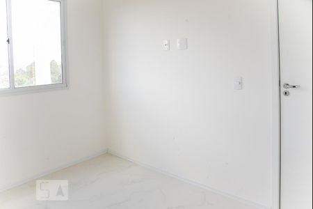 Quarto 2 de apartamento para alugar com 2 quartos, 40m² em Itaquera, São Paulo