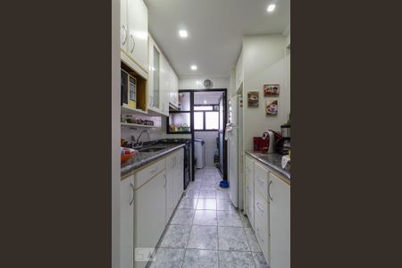 Apartamento à venda com 62m², 2 quartos e 1 vagaCozinha