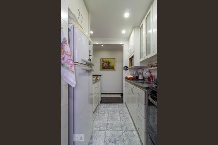 Apartamento à venda com 62m², 2 quartos e 1 vagaCozinha