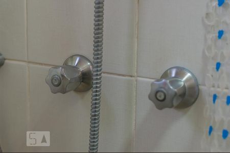 Apartamento à venda com 62m², 2 quartos e 1 vagaDetalhe Banheiro da Suíte