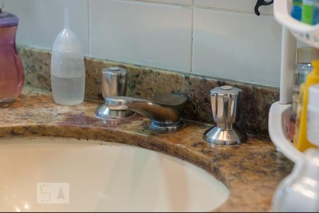 Apartamento à venda com 62m², 2 quartos e 1 vagaBanheiro da Suíte - Torneira