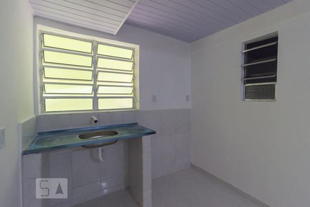 Cozinha de casa para alugar com 1 quarto, 40m² em Parque Peruche, São Paulo