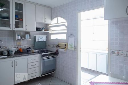 Apartamento à venda com 125m², 3 quartos e 2 vagas Apartamento à venda com 125m², 3 quartos e 2 vagasCOZINHA