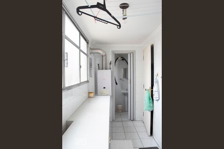 Apartamento à venda com 125m², 3 quartos e 2 vagas Apartamento à venda com 125m², 3 quartos e 2 vagasÁREA DE SERVIÇO