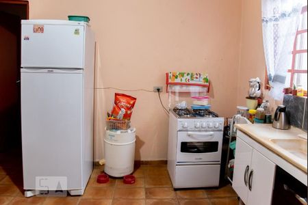 Casa à venda com 300m², 3 quartos e 1 vaga Casa à venda com 300m², 3 quartos e 1 vagaCasa 2 Cozinha