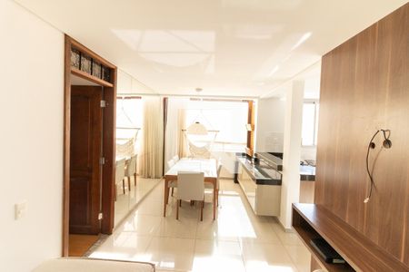 Sala de apartamento para alugar com 3 quartos, 136m² em Ouro Preto, Belo Horizonte