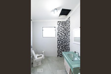 Lavabo de casa para alugar com 3 quartos, 225m² em Sumaré, São Paulo