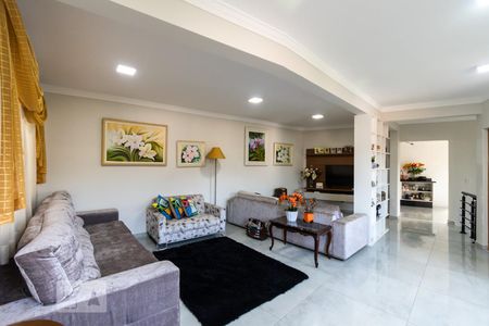 Sala de casa para alugar com 3 quartos, 225m² em Sumaré, São Paulo