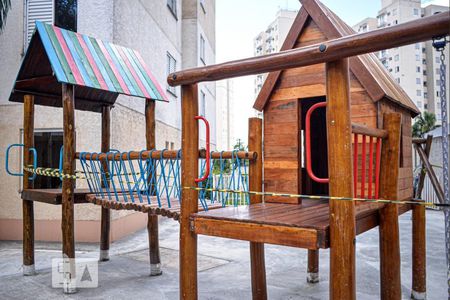Apartamento à venda com 48m², 2 quartos e 1 vaga Apartamento à venda com 48m², 2 quartos e 1 vagaPlayground