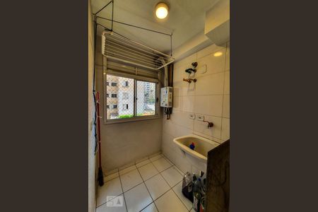 Apartamento à venda com 48m², 2 quartos e 1 vaga Apartamento à venda com 48m², 2 quartos e 1 vagaÁrea de Serviço