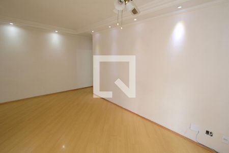 Sala de apartamento para alugar com 3 quartos, 65m² em Jardim das Flores, São Paulo
