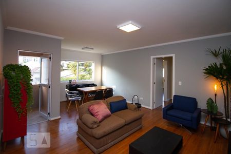 Sala de apartamento para alugar com 2 quartos, 86m² em Água Verde, Curitiba