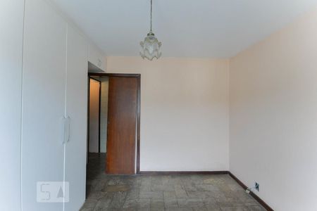 Apartamento à venda com 140m², 1 quarto e 2 vagas Apartamento à venda com 140m², 1 quarto e 2 vagasSuíte