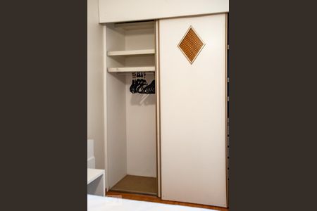 Apartamento à venda com 48m², 1 quarto e sem vagaQuarto